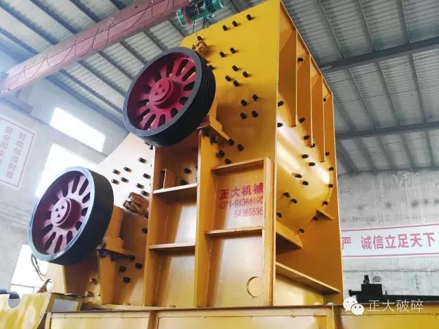 2PC1200*1000粉碎機奔赴廣東